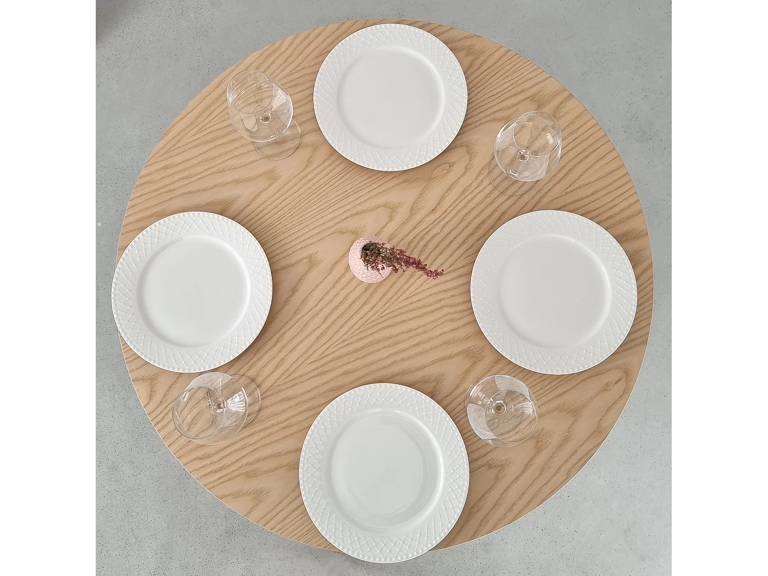 Table à manger ronde 80 cm Jubi bois de frêne