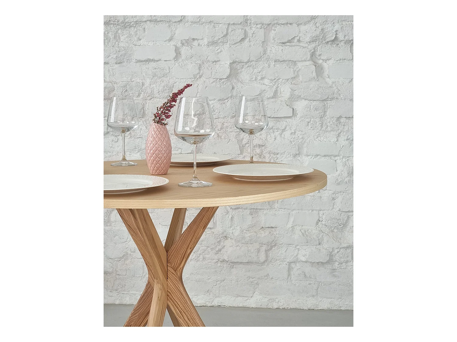 Table à manger ronde 90 cm Jubi bois de frêne