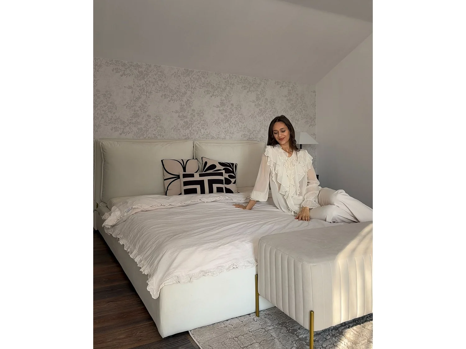 Lit avec sommier Velours BAJONNA 180 x 200 cm Blanc cassé