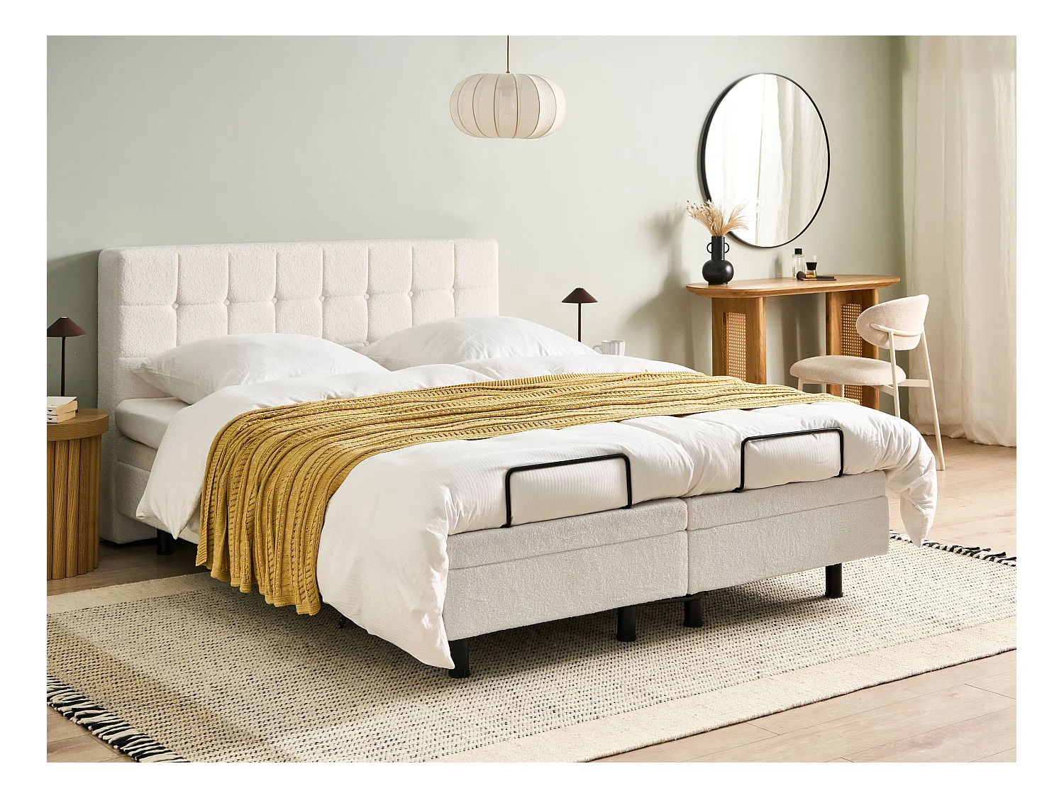 Lit réglable Bouclé DUKE 160 x 200 cm Blanc cassé