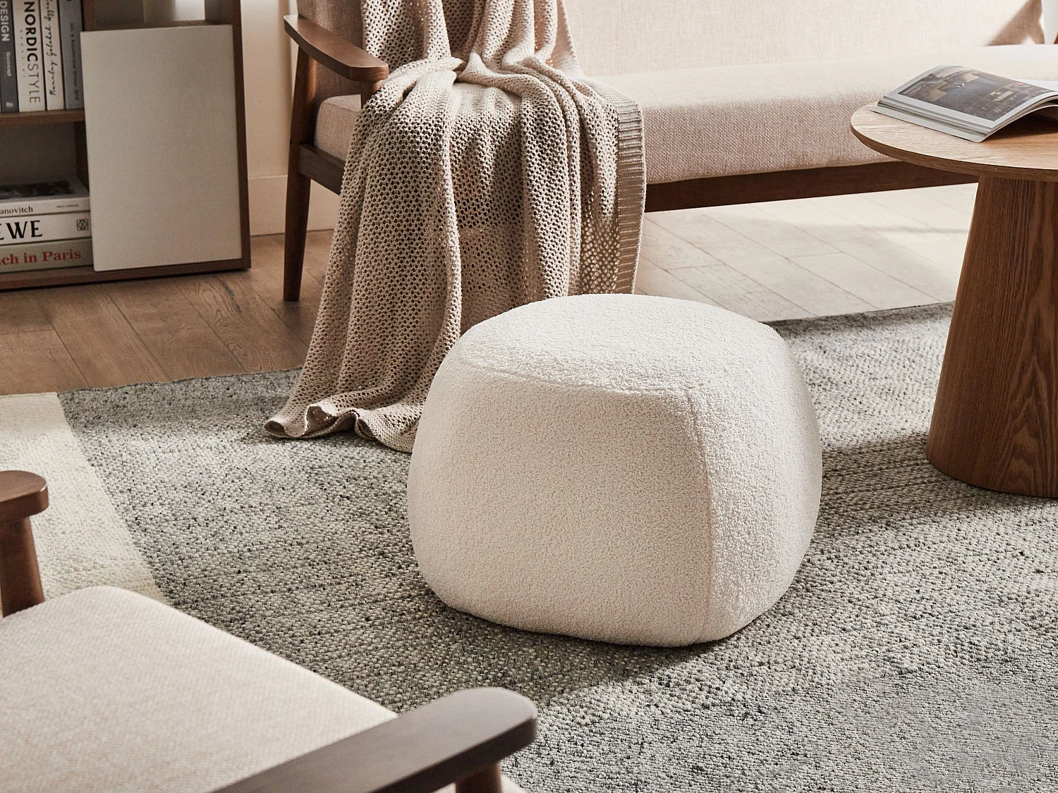 Pouf BARRON Bouclé Blanc cassé