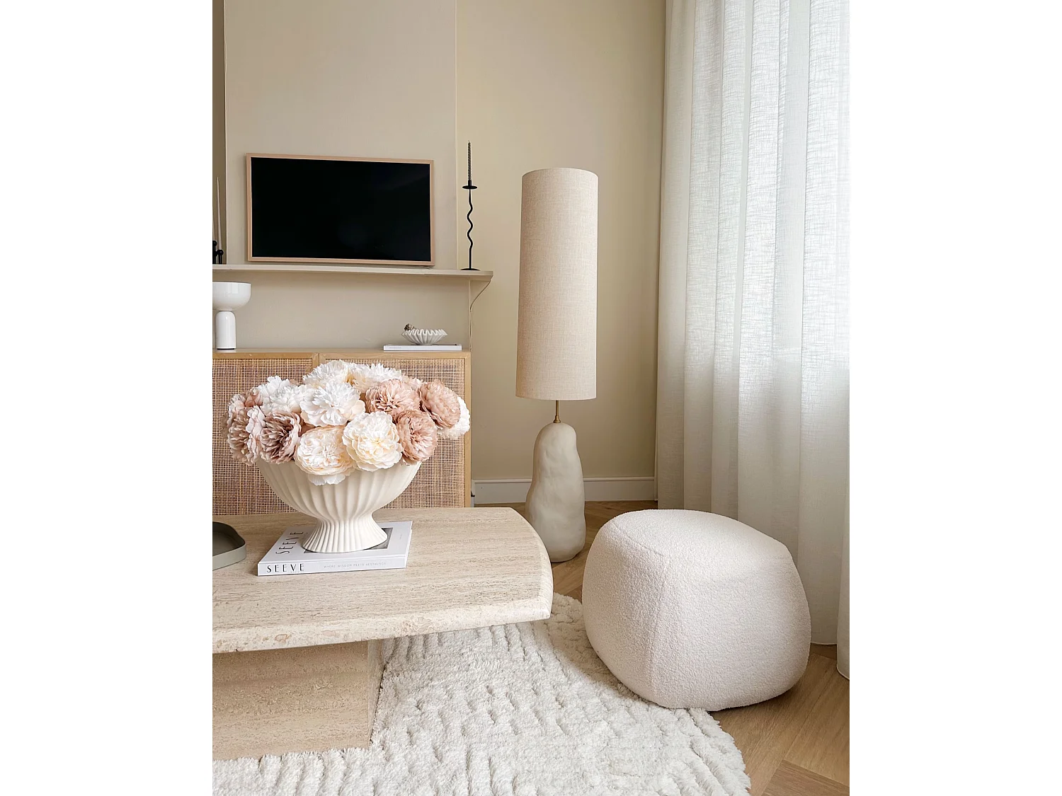 Pouf BARRON Bouclé Blanc cassé