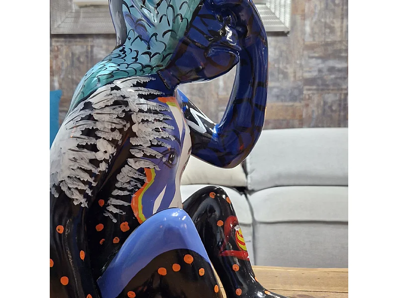 Statue singe main sur les yeux et dessins pop art H39 cm - RAFIKI