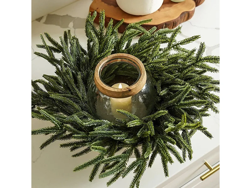 Guirnalda navideña de pino Norfolk "Liam" con efecto For Real Touch de Ø 60 cm