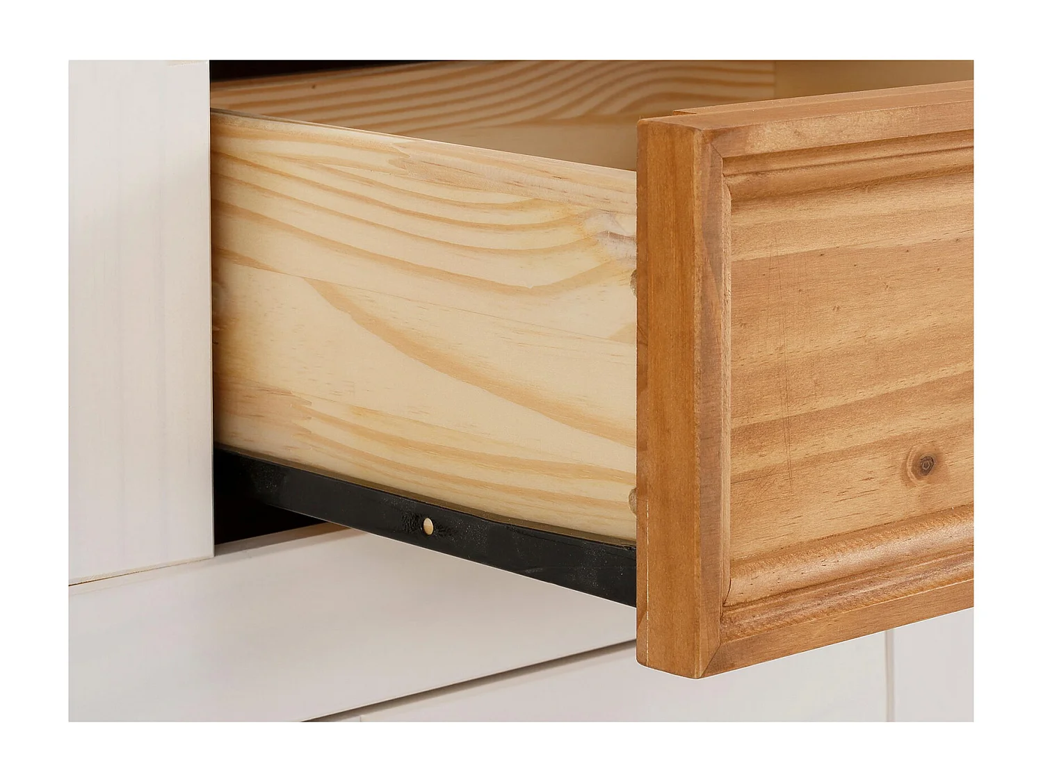 Selma|Buffet avec 3 portes et 3 tiroirs en effet pin teinté blanc