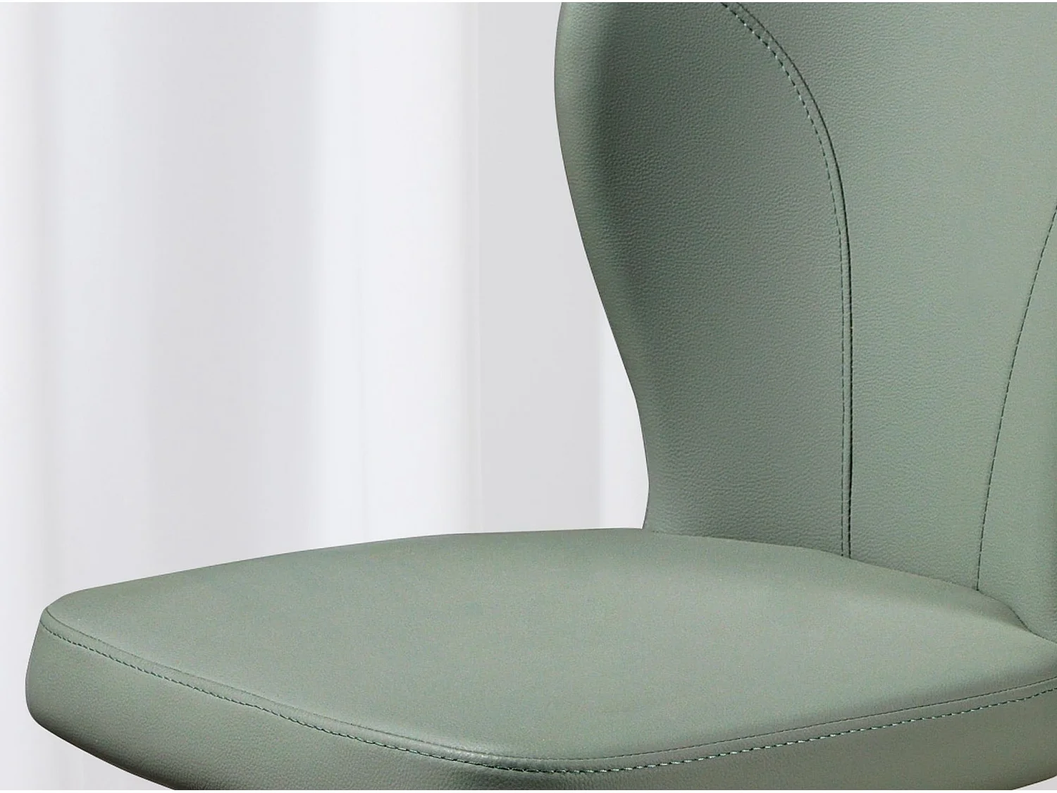 Chaise pivotante en simili-cuir vert clair 4183 ANGEL CERDA