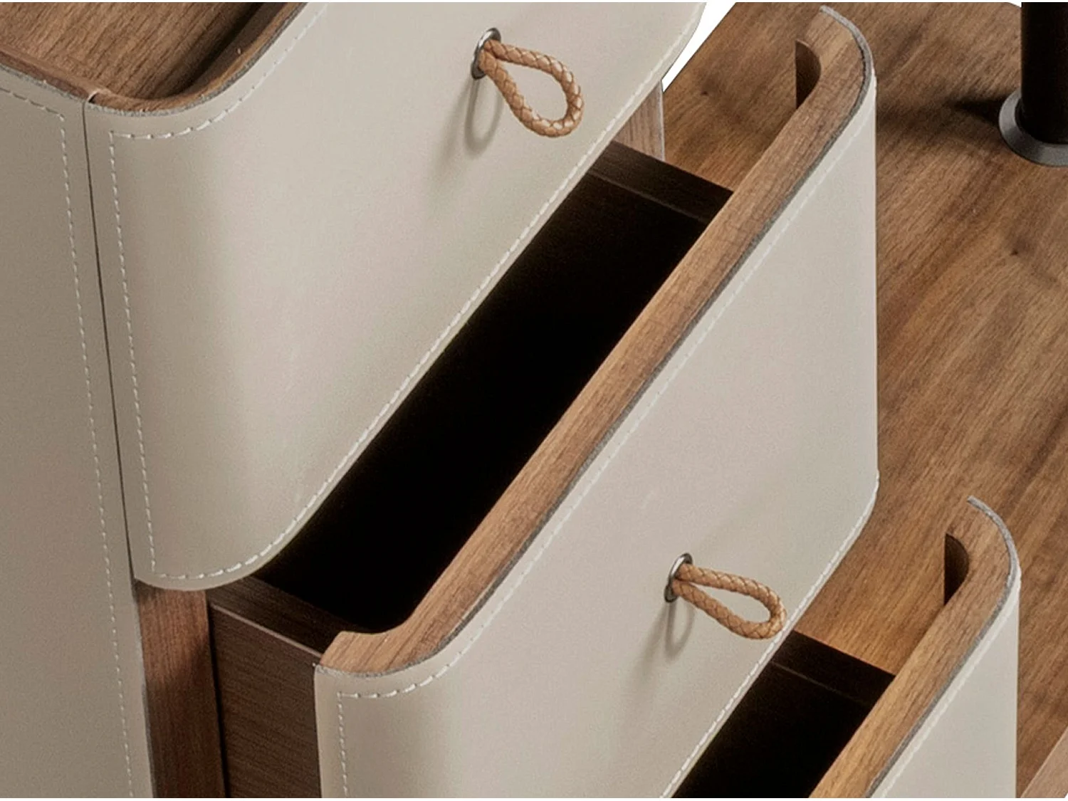 Porte-manteau en similicuir vison, noyer et acier noir avec miroir 3281 ANGEL CERDA