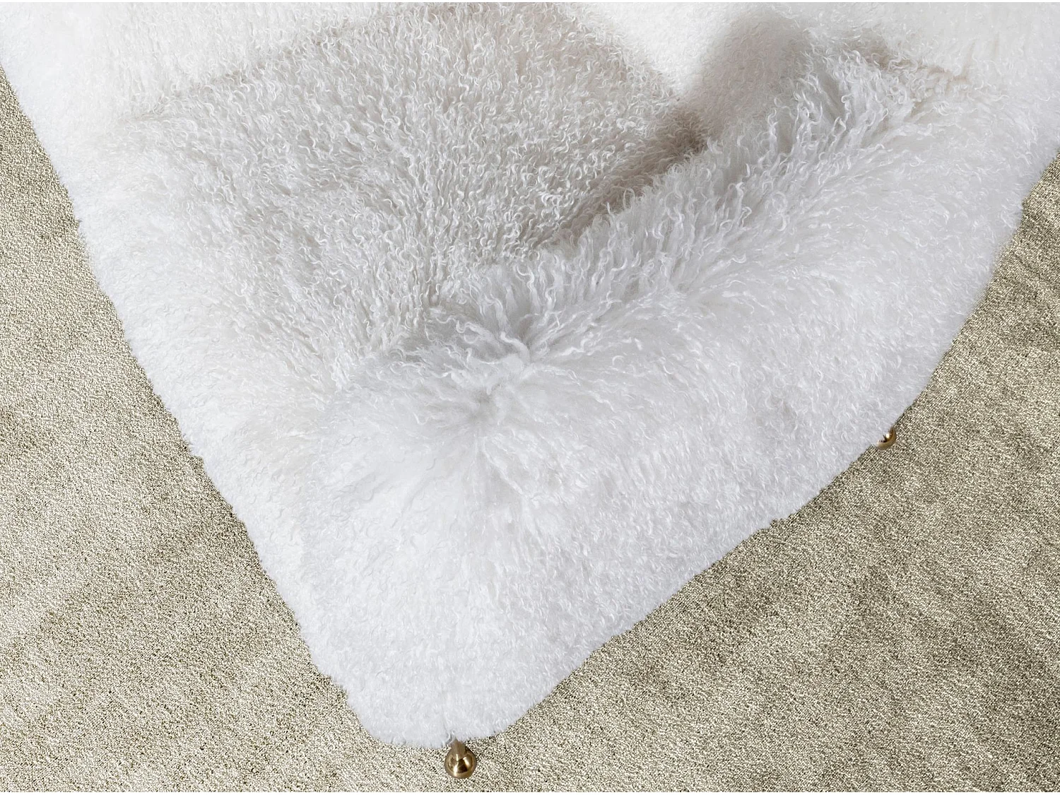 Fauteuil en tissu blanc à poils longs 5191 ANGEL CERDA