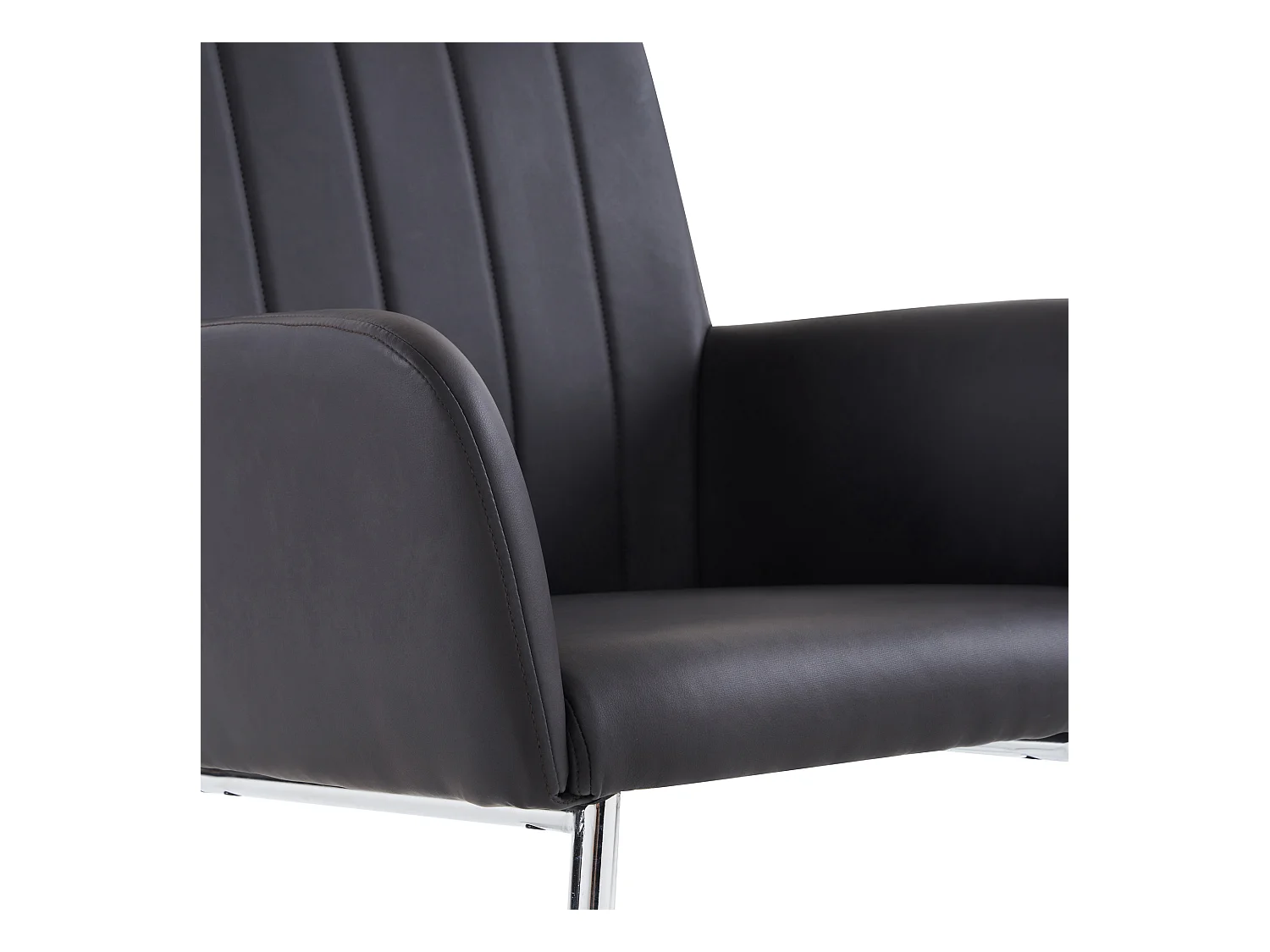 Lot de 2 chaises en similicuir avec accoudoirs et dossier - pieds en métal - noir