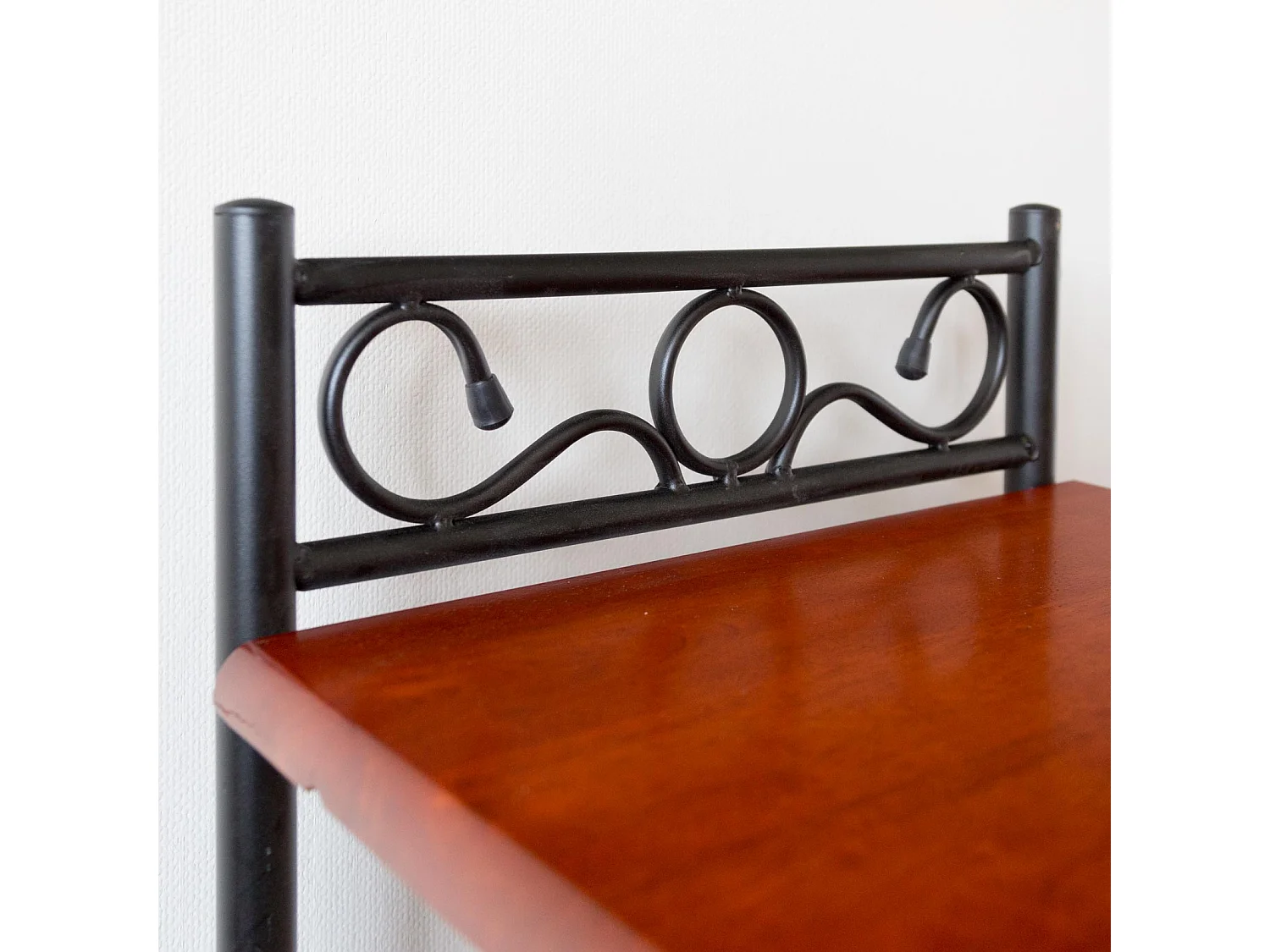 Nachttisch 64x45x35 cm schwarzes Metall