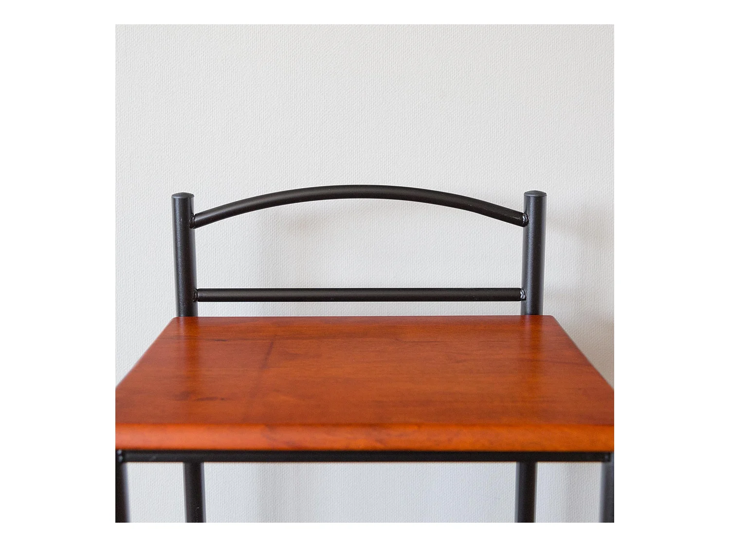 Nachtkastje 64x40x33 cm Zwart