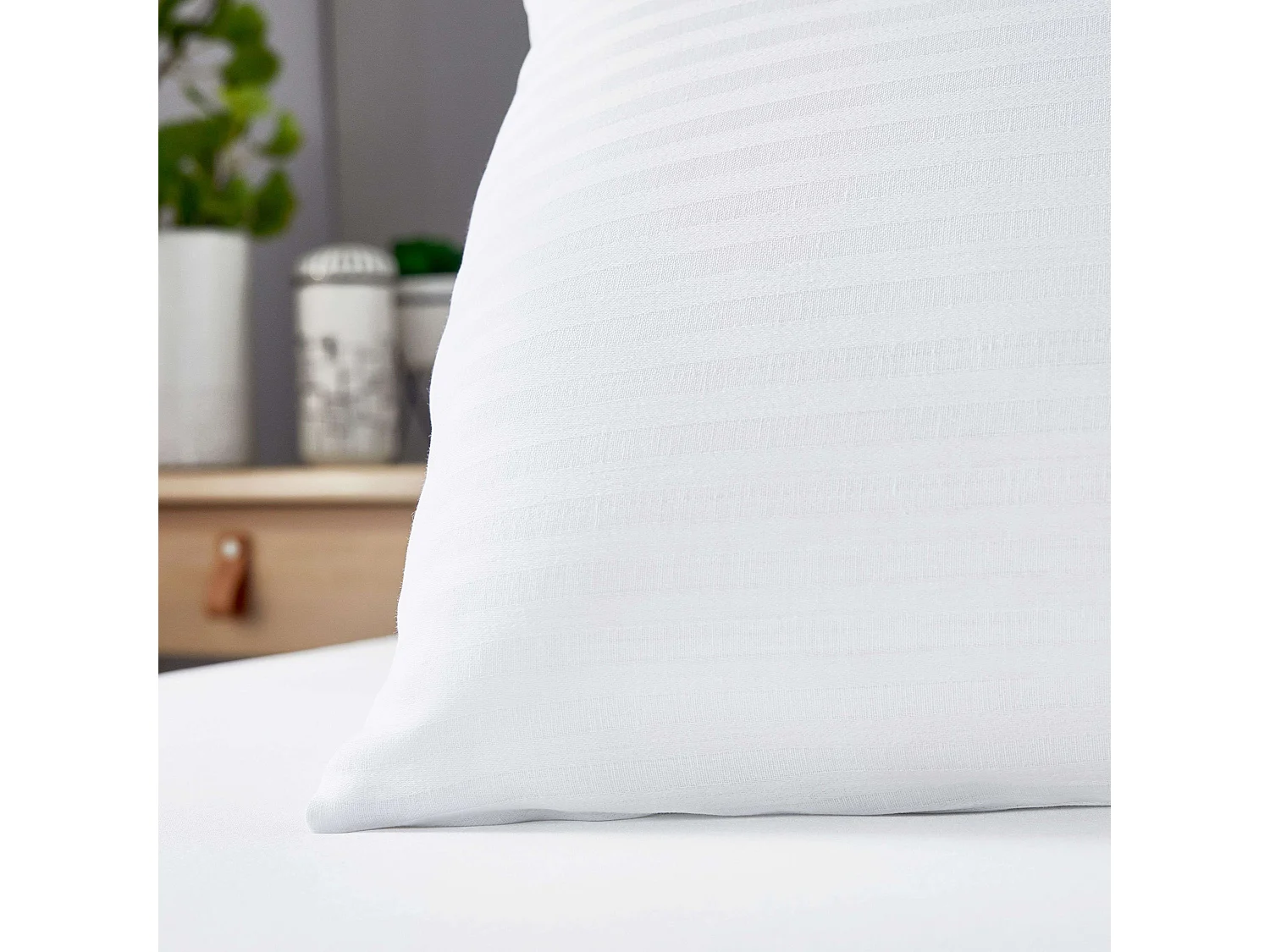Funda almohada cutí algodón antiencogimiento cremallera blanca 105x40 cm