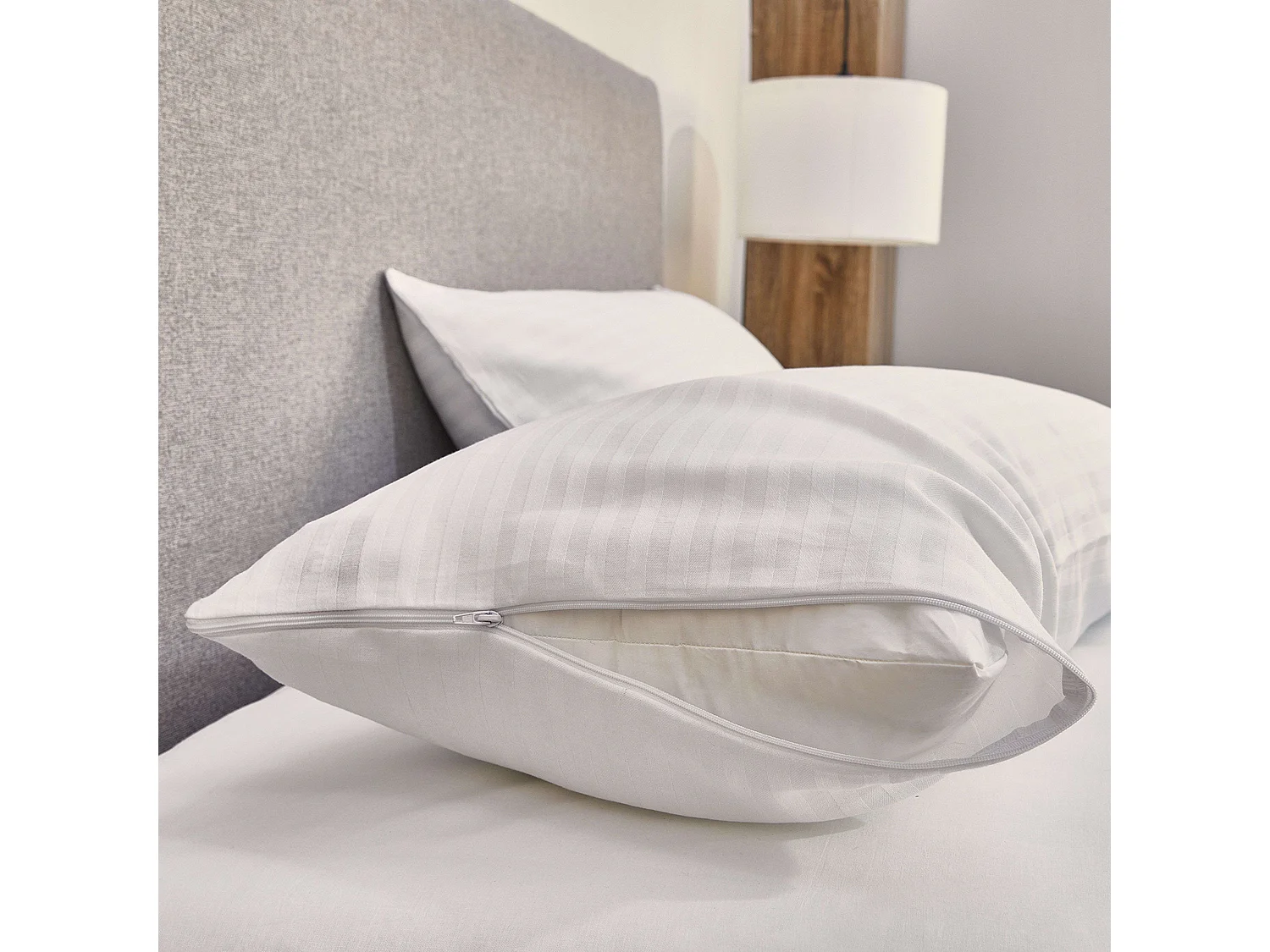 Taie d'oreiller en coton anti-rétrécissement 90x40 cm avec fermeture éclair blanche