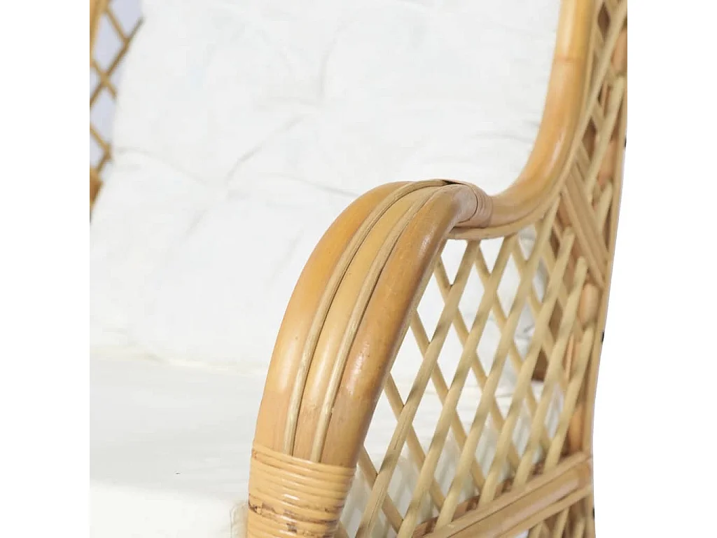 Sofa mit Kissen aus natürlichem Rattan und Leinen