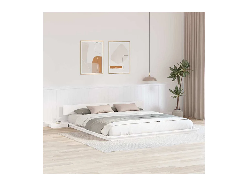 Estructura de cama blanca de madera de 200 x 200 cm.