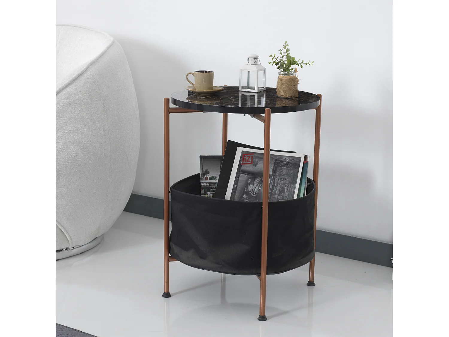 Table d'appoint Suonenjoki avec panier de rangement 59 x 47 cm marbre noir / bronze / noir [en.casa]