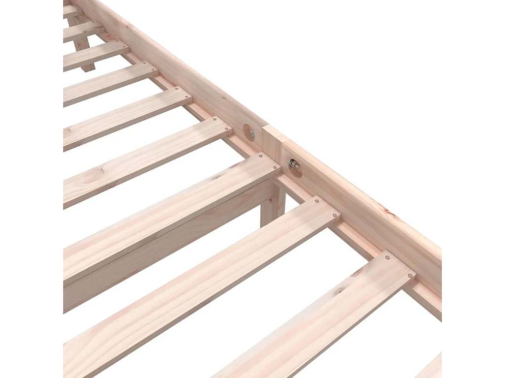 Bedframe zonder matras van massief grenenhout