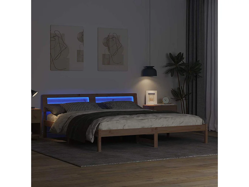 Bruin bedframe 180 x 200 cm massief grenenhout