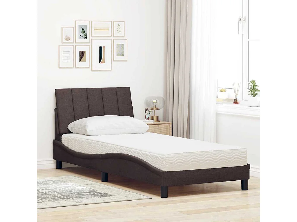 Lit avec matelas marron foncé 90x200 cm tissu