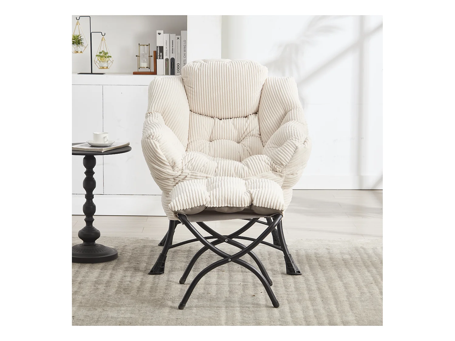 Fauteuil avec accoudoirs, poches latérales, repose-pieds, blanc