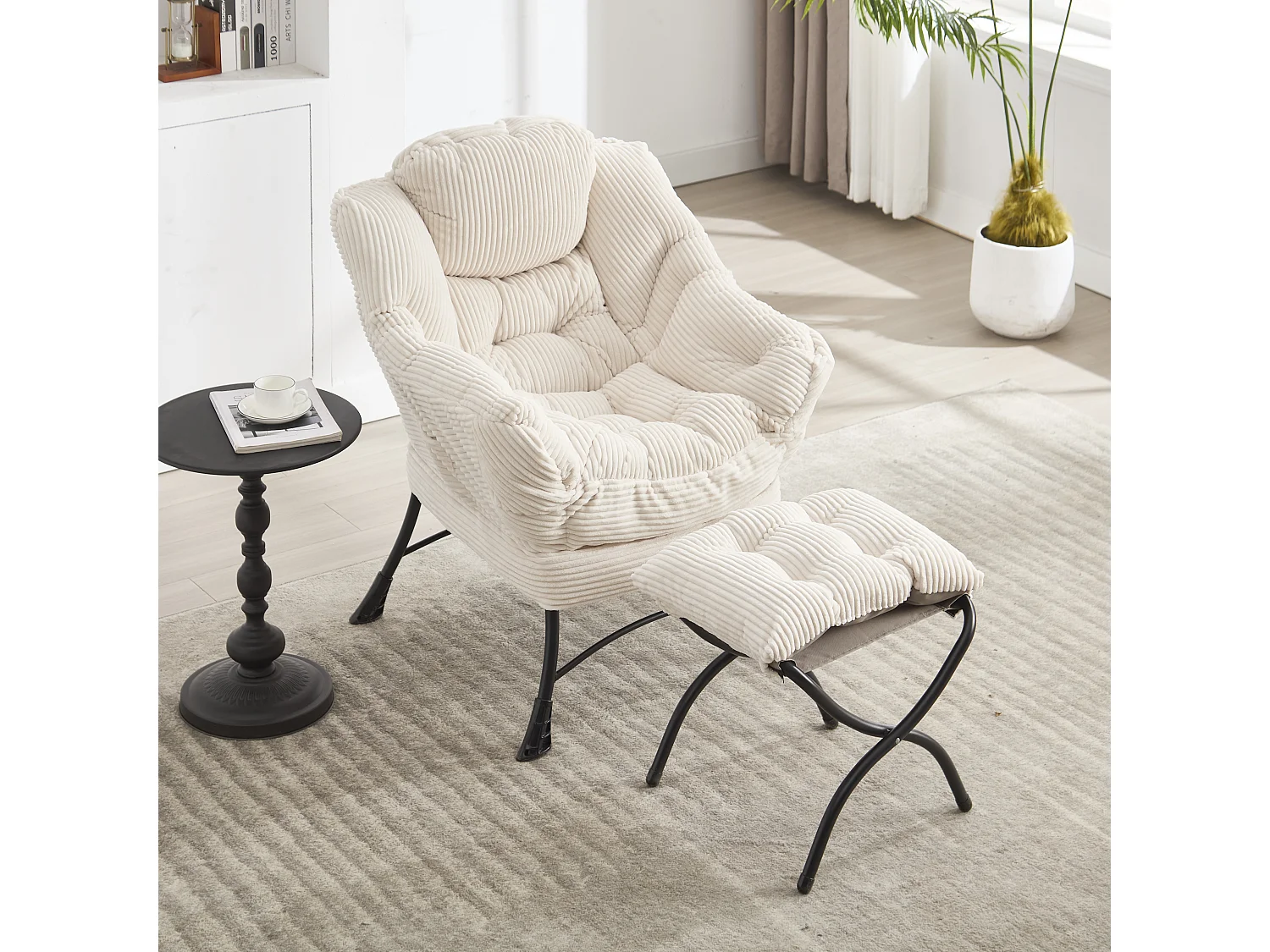 Fauteuil met armleuningen, zijvakken, voetsteunen, wit