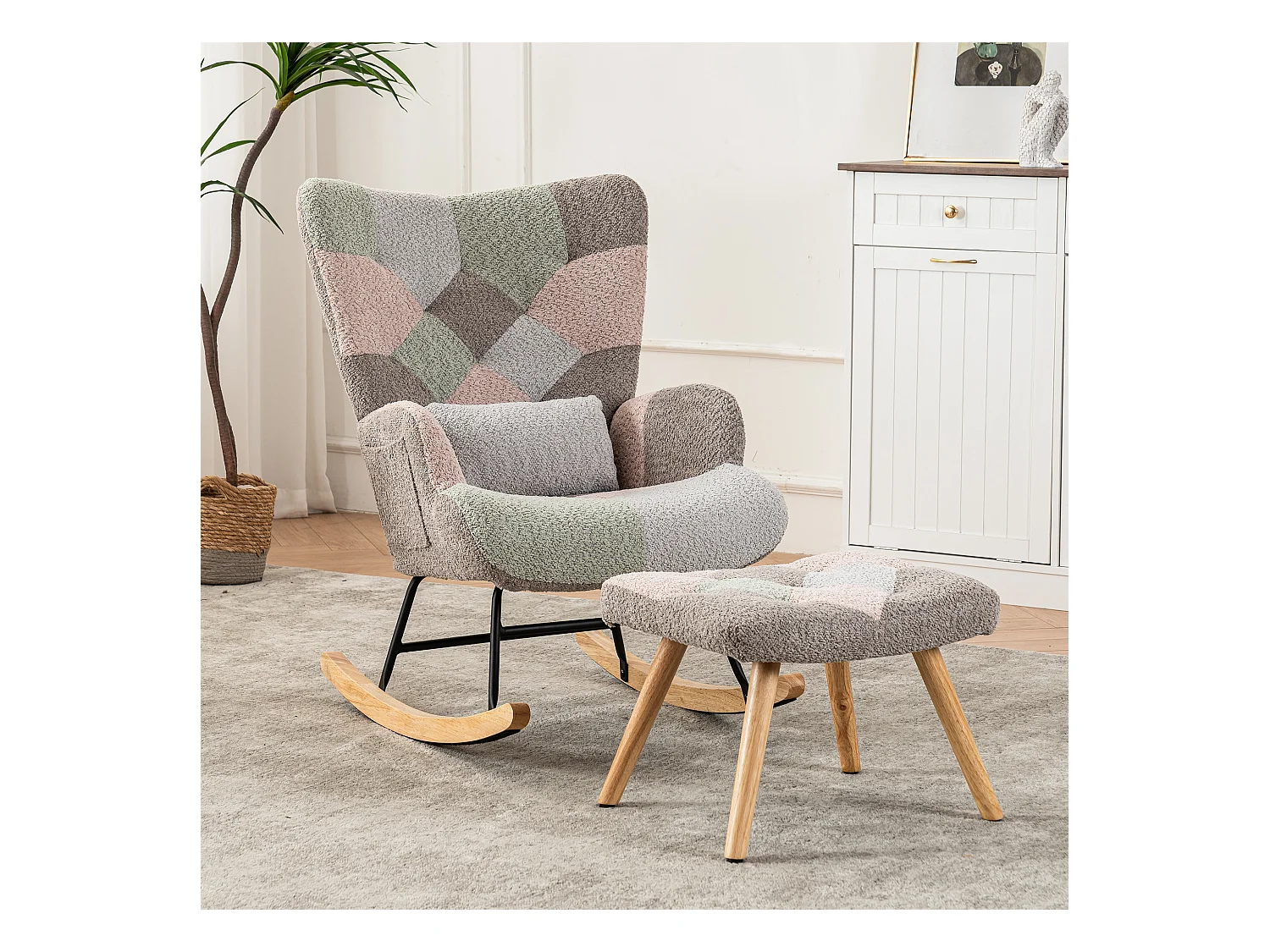 Fauteuil à bascule coloré, avec un repose-pieds et un coussin lombaire, bois d'hévéa, multicolore