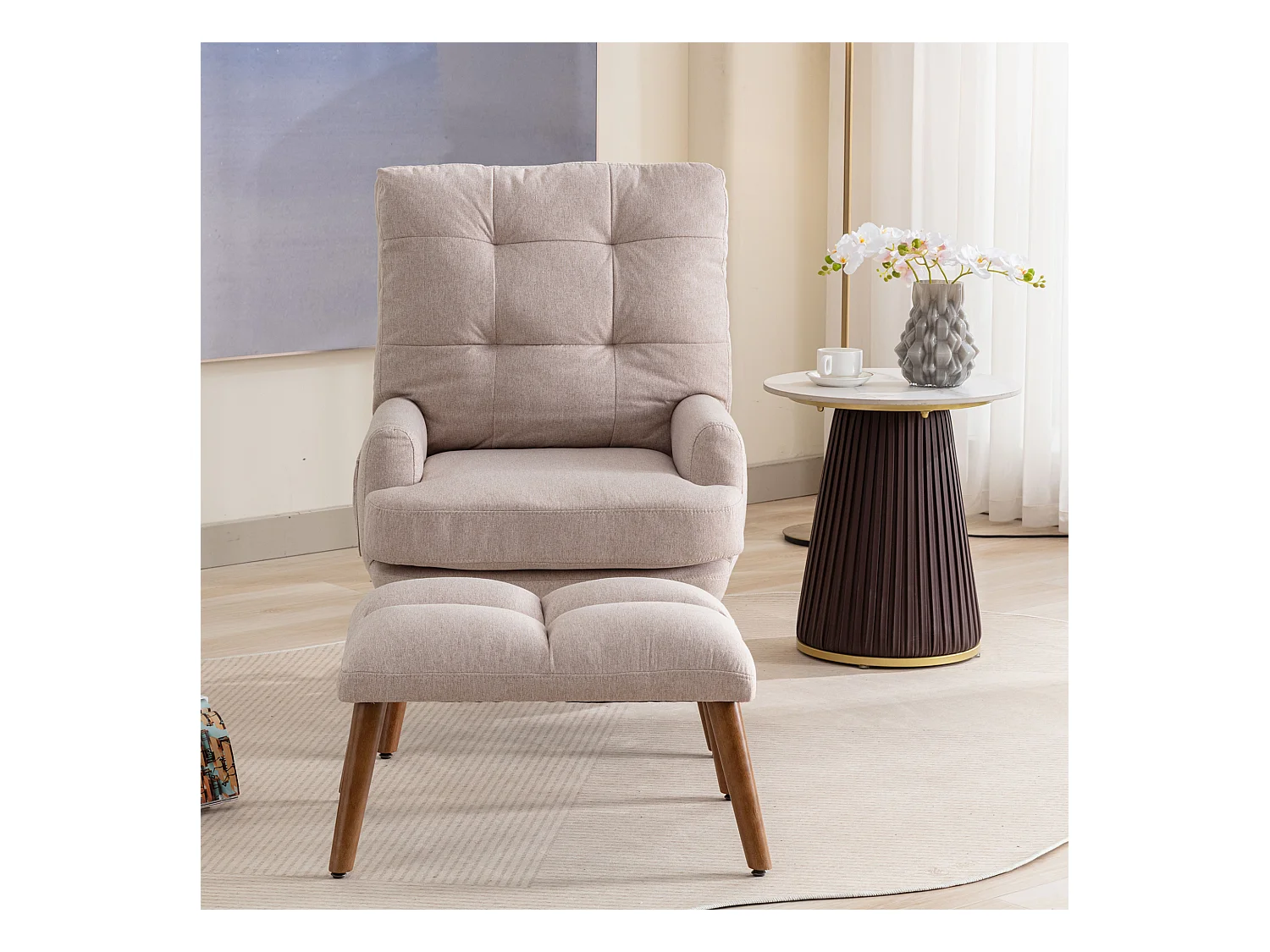 Fauteuil met voetsteunen, rugleuning verstelbaar in vijf standen, verstelbare functie, beige
