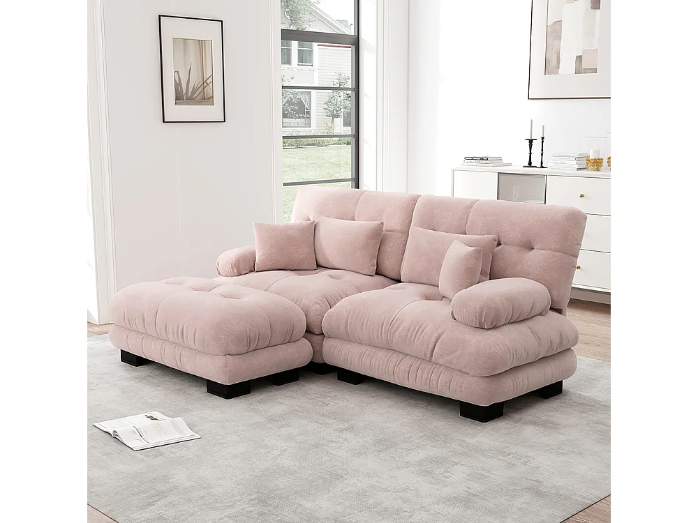 Divano angolare Cloud, ciniglia, due posti, con 2 cuscini lombari e 2 cuscini decorativi, braccioli larghi e poggiapiedi, rosa
