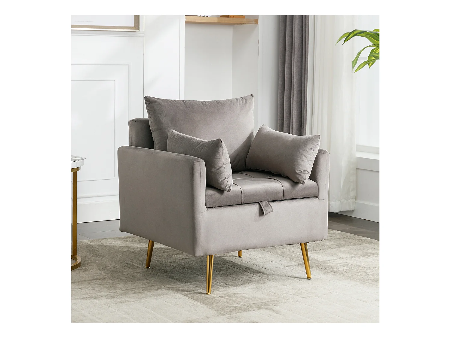 Poltrona com compartimento de arrumação, almofadas decorativas, apoios de braços, pés em metal dourado, cinza