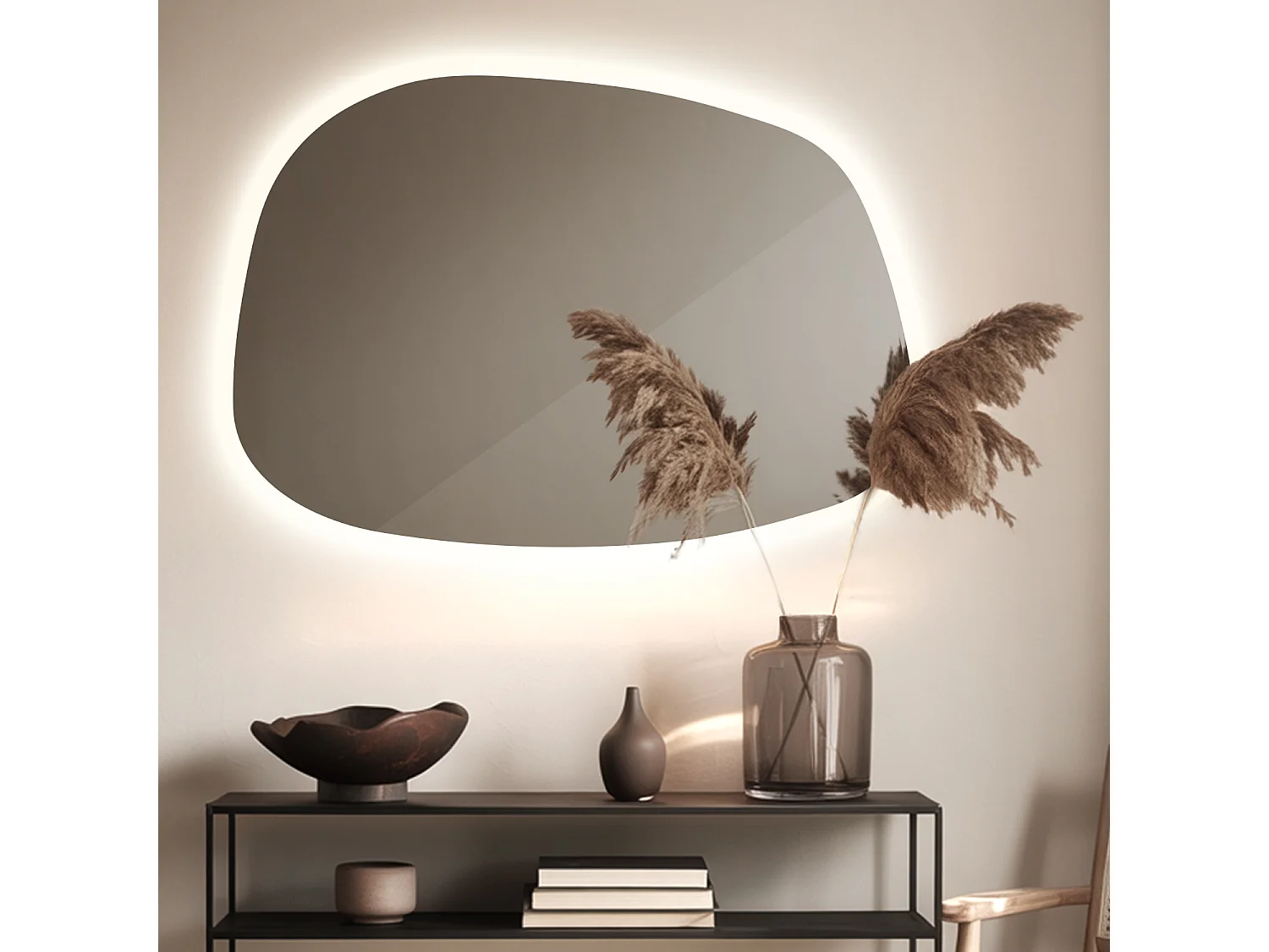 Beleuchteter Spiegel unregelmäßig LED, Moderner Wandspiegel mit neutralweißer Beleuchtung, 55x38 cm, Tulup