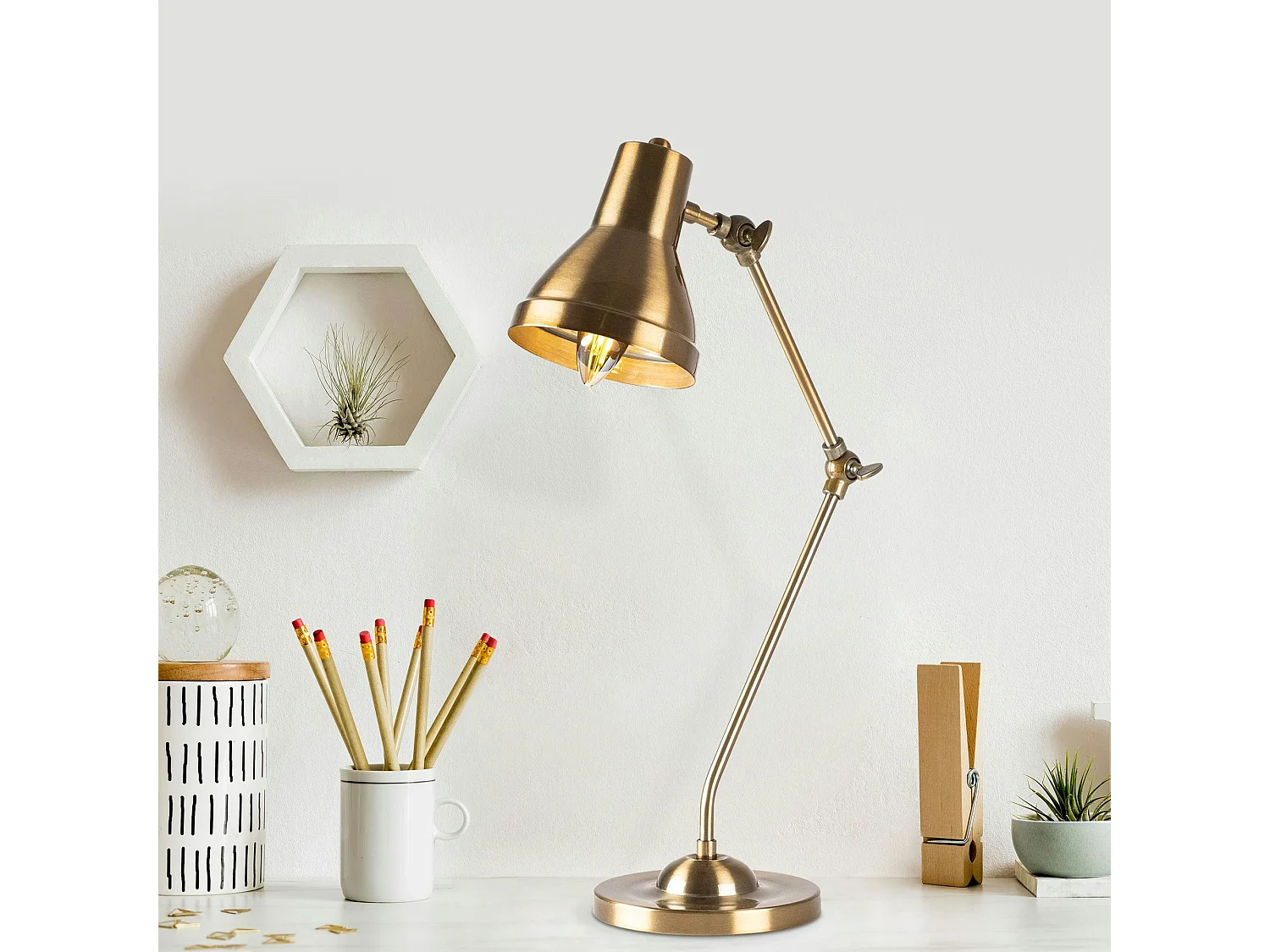 Lampe de bureau articulée vintage, finition dorée SILE