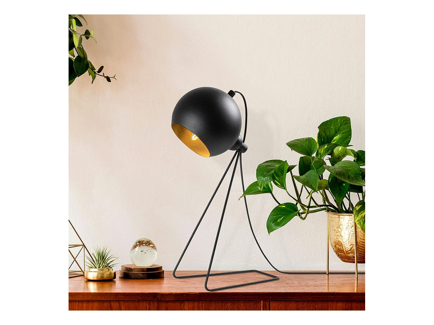 Lampe à poser design noire, abat-jour rond en métal SILE