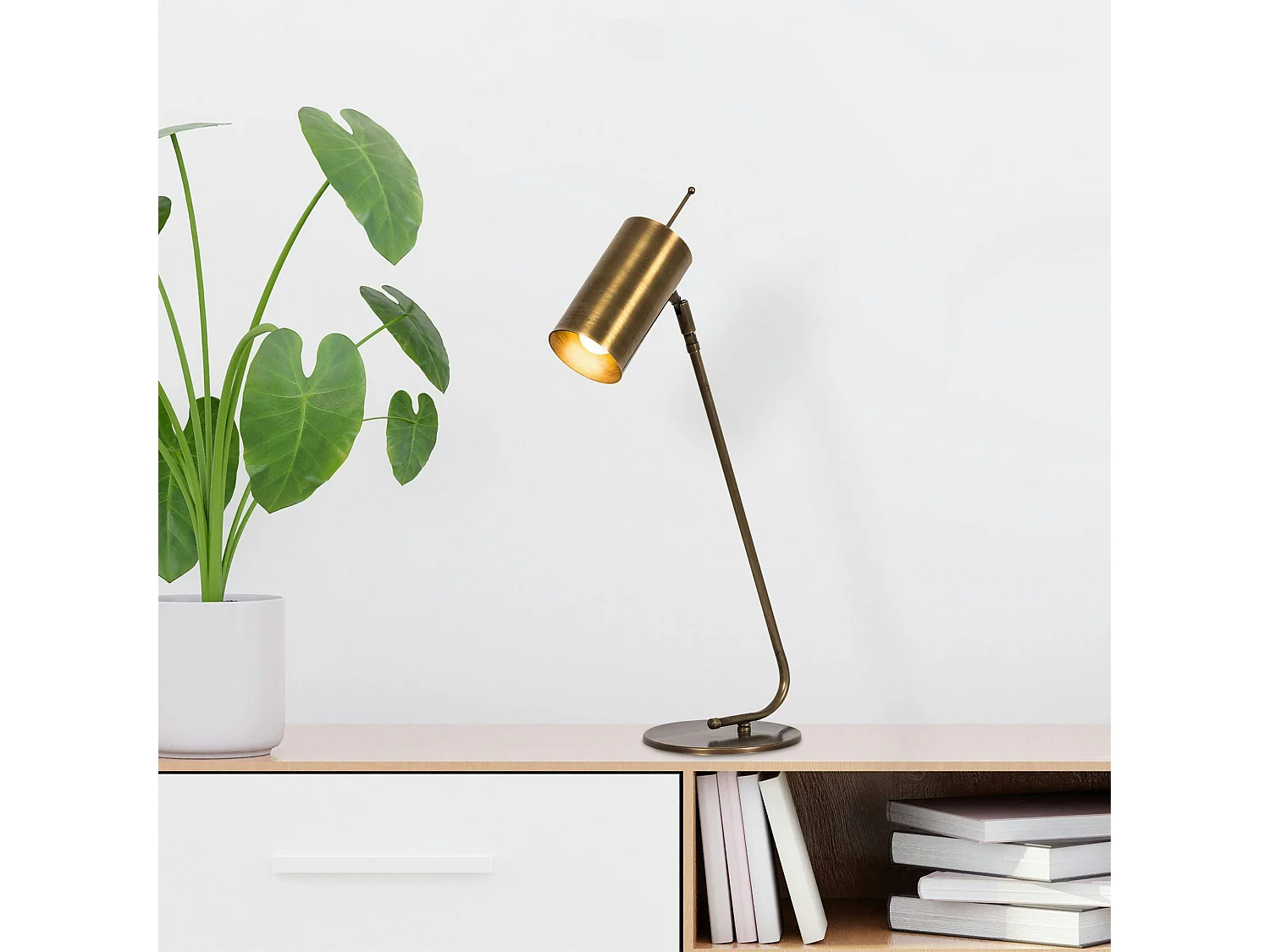 Lampe de table vintage, abat-jour tube orientable SFAX