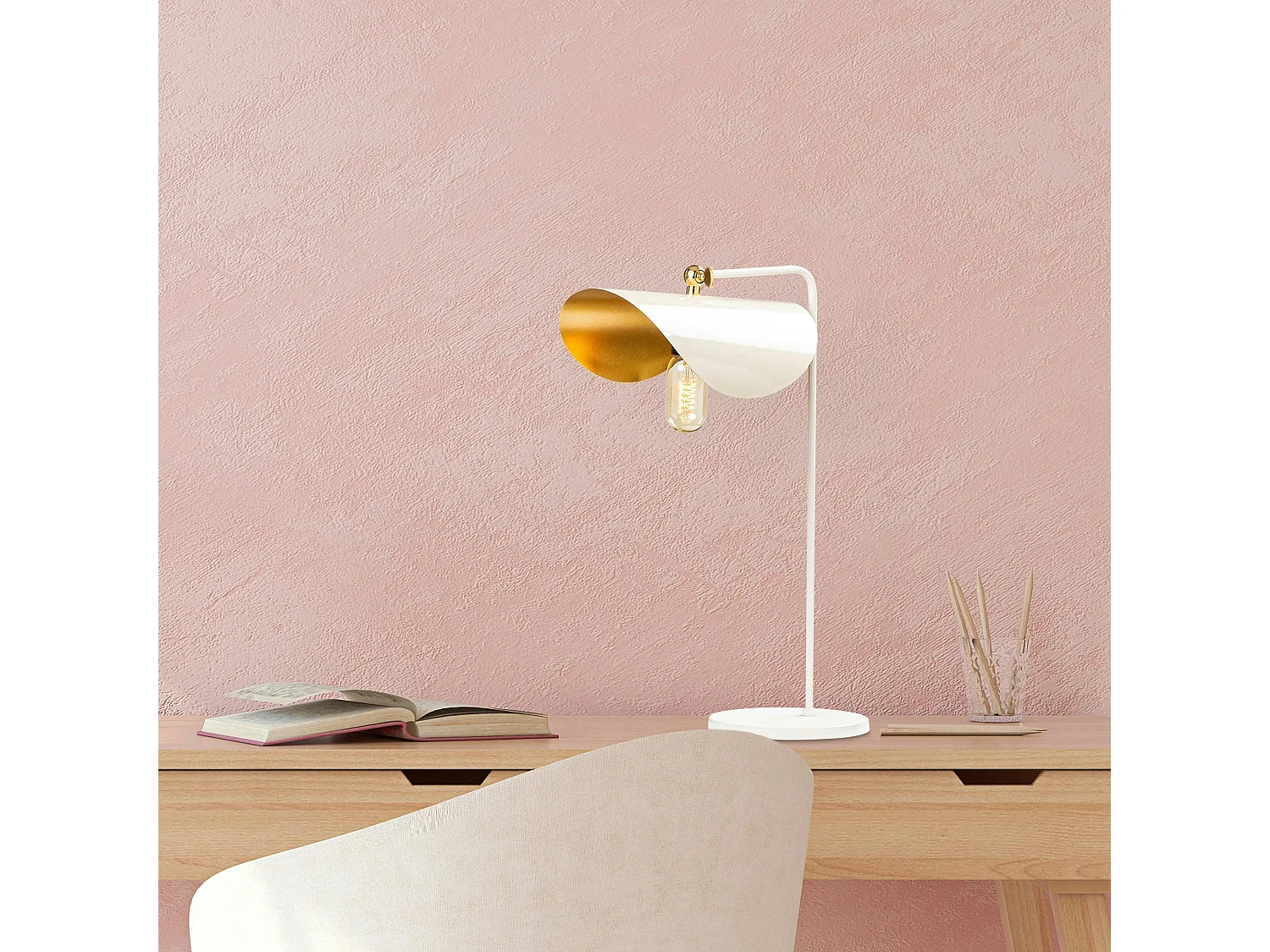 Lampe de table moderne blanche, abat-jour galbé SINOP