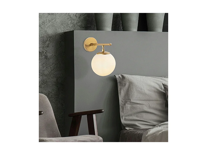 Applique murale art déco dorée, globe blanc sur tige SIERRE