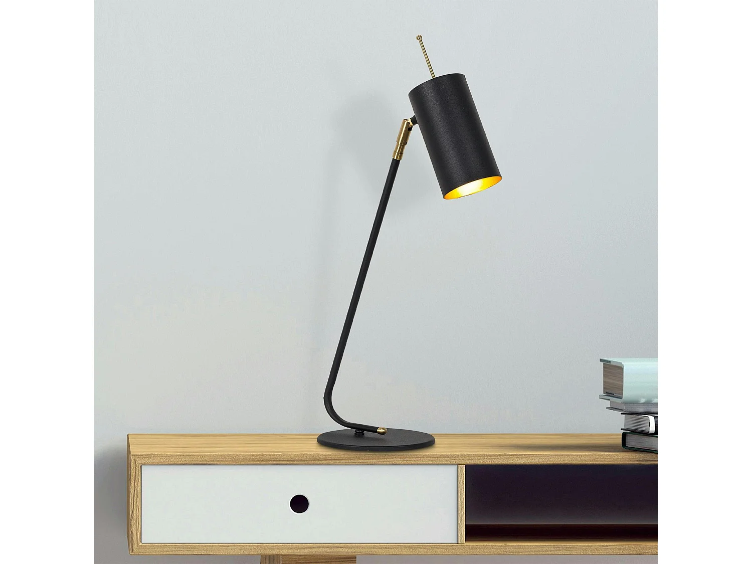 Lampe de table noire, abat-jour orientable moderne chic SFAX