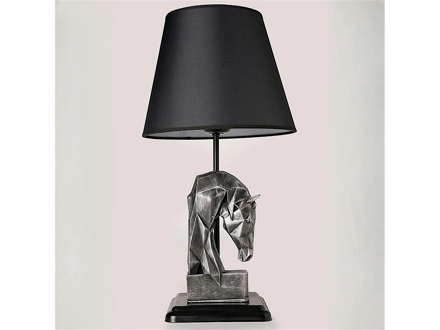 Lampe de salon décorative noire, tête de cheval argentée SILE