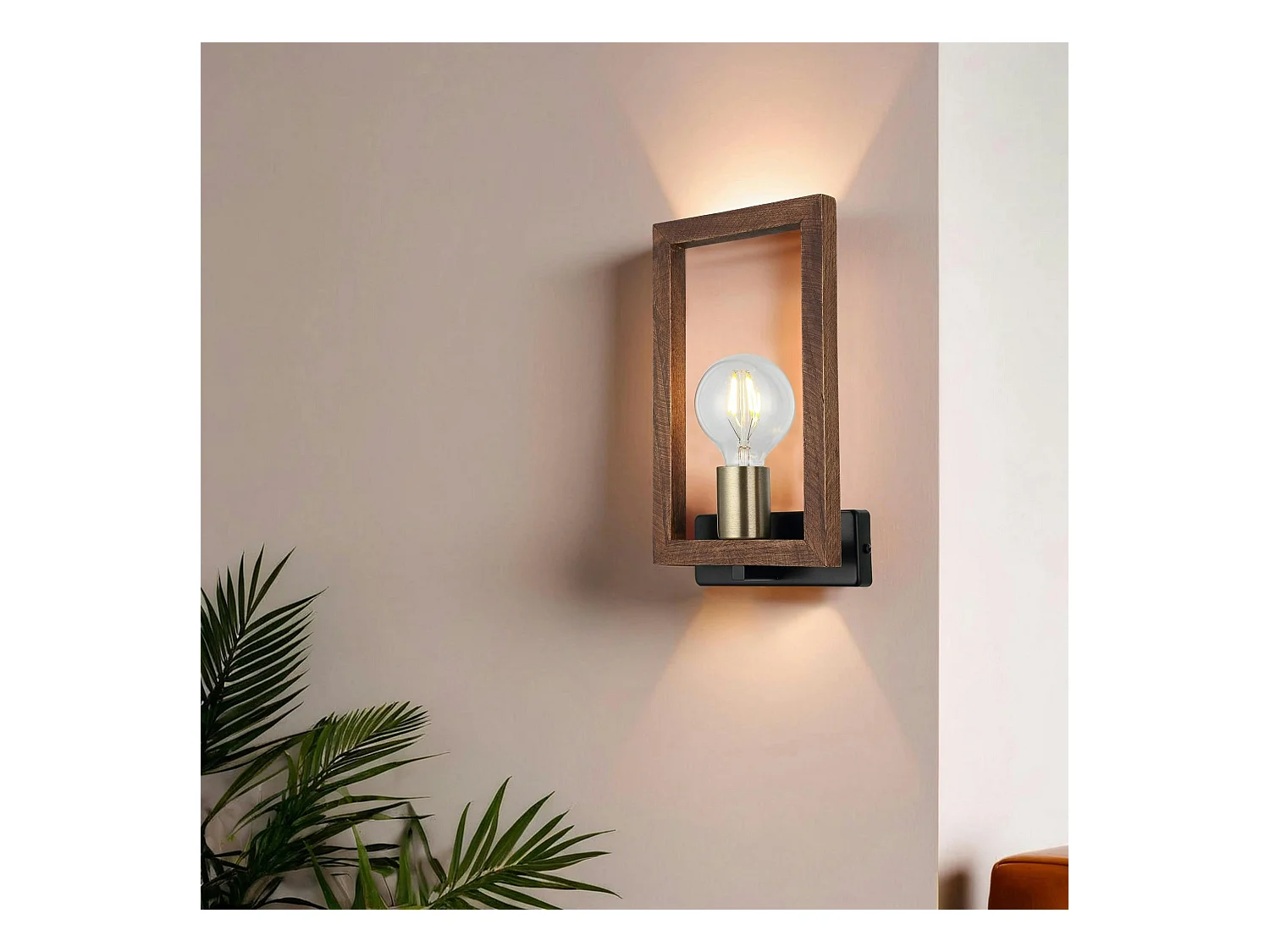 Applique murale rustique, douille dorée & cadre bois JENA