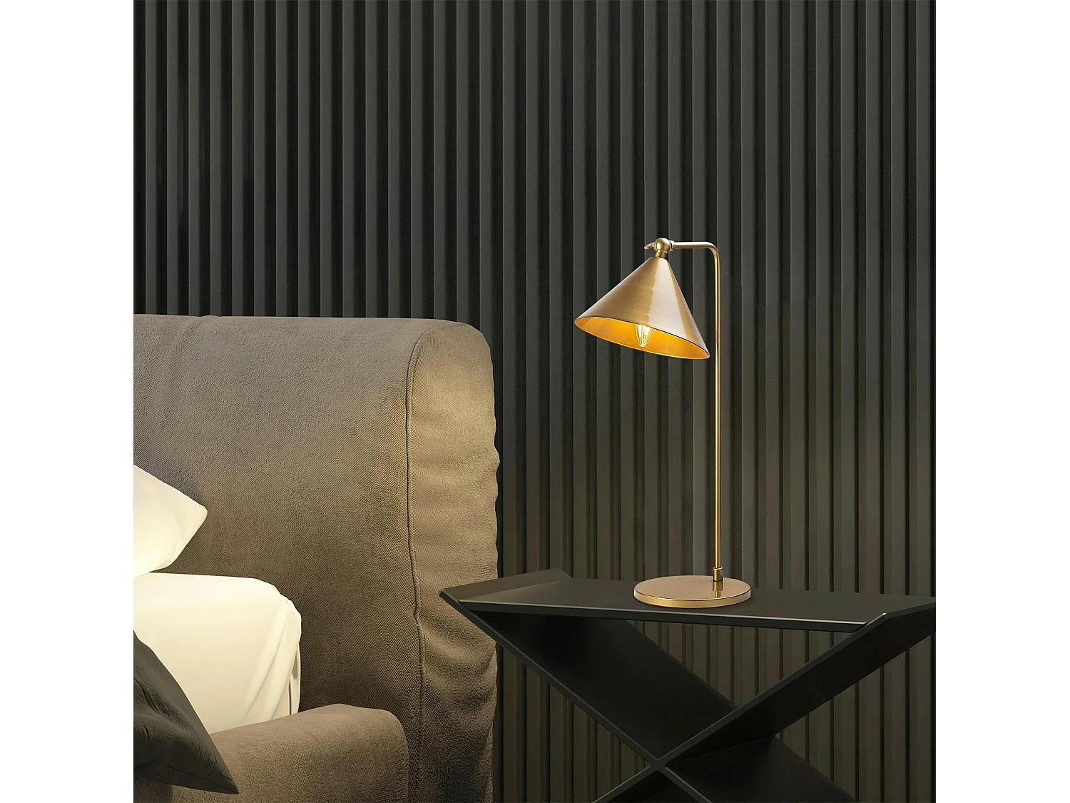 Lampe de table moderne dorée, abat-jour conique SILE