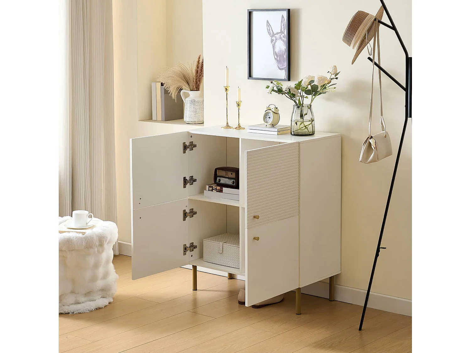 Modernes weißes Sideboard aus MDF mit Zinklegierung-Griffen & Stahlbeinen – Stilvolles Aufbewahrungsmöbel für Wohnzimmer, Schlafzimmer & Flur