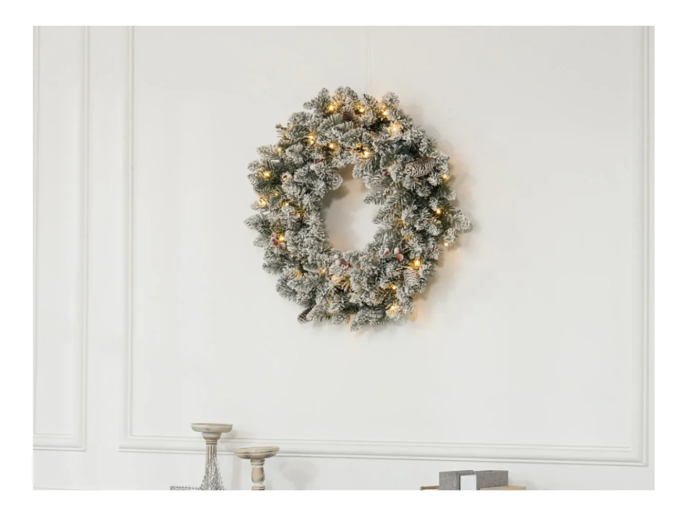 Weihnachtskranz mit LED-Beleuchtung,Dekorativer realistisches Aussehen, Ø60 x 10 cm