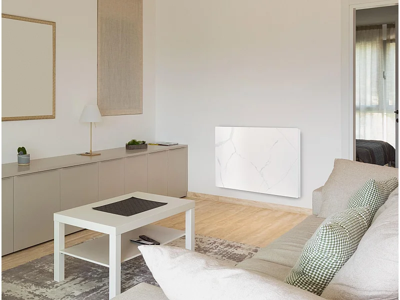 Émetteur thermique avec façade en céramique à finition marbrée