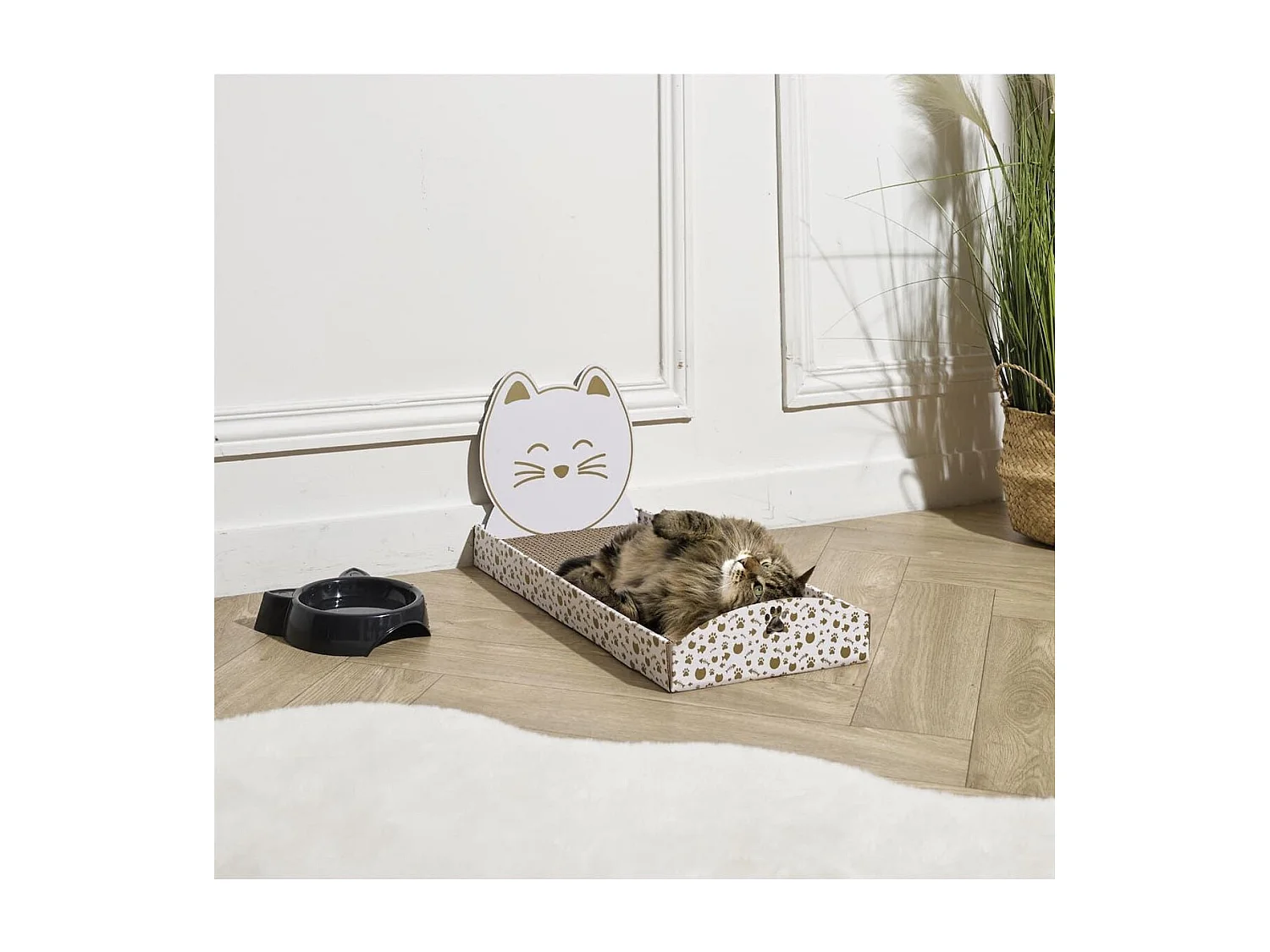 Griffoir pour chat en forme de lit avec tête de lit déco chat