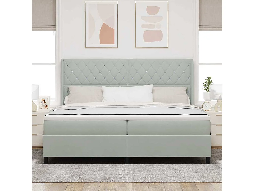 Cadre de lit avec Matelas LED Gris clair 200 x 200 cm Velours