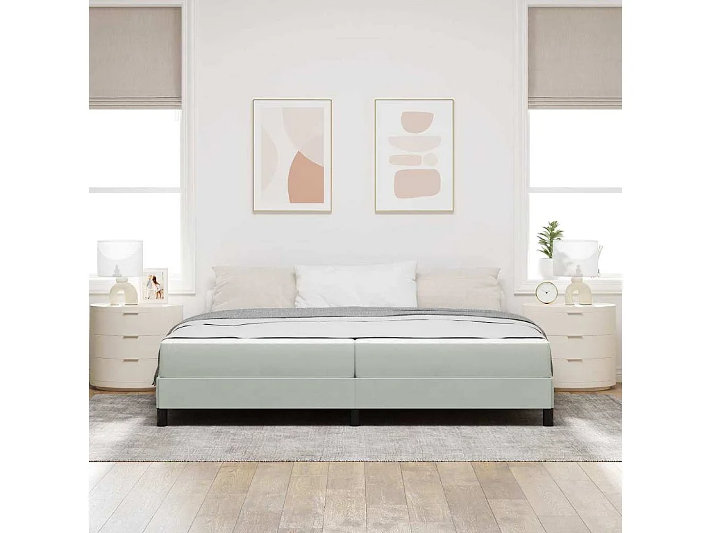 Boxspringbed met matras Lichtgrijs 200 x 200 cm Fluweel