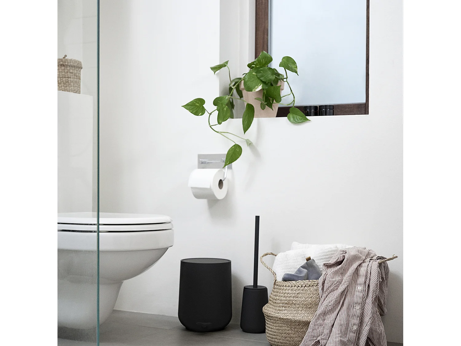 Cepillo de baño de gres y acero