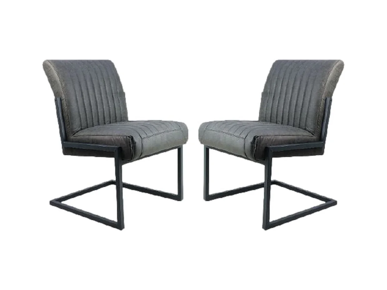 2 chaises de salle à manger en cuir et métal gris 55 x 50 x 85 cm