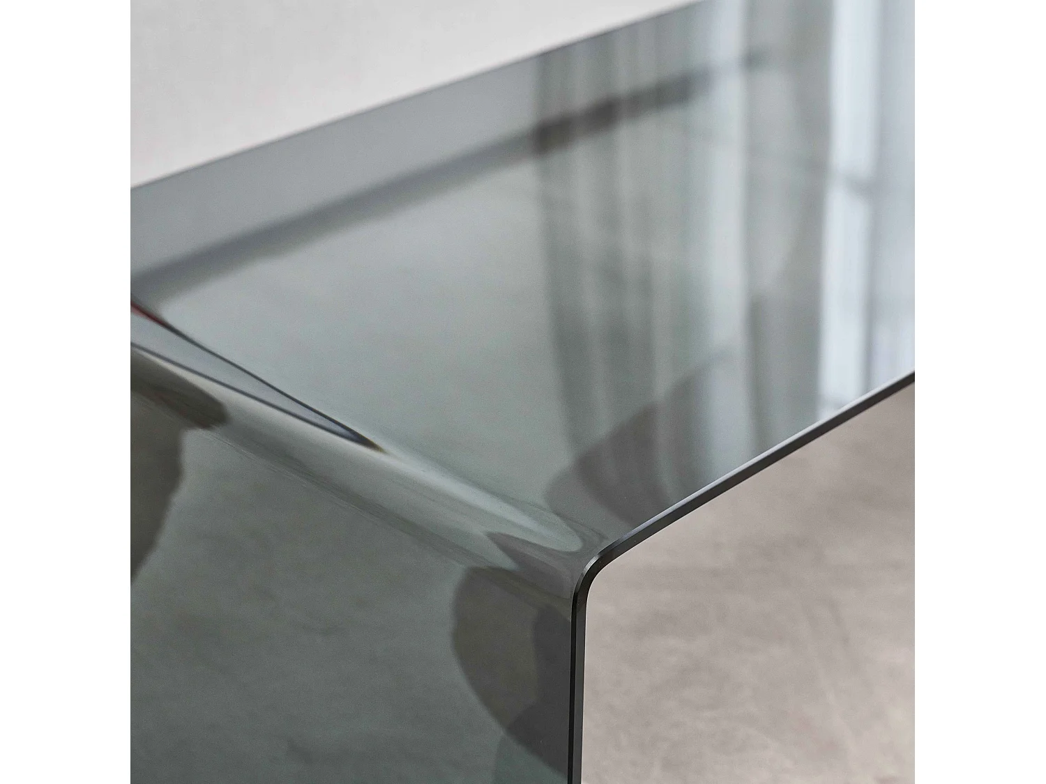 Table basse rectangulaire L110 cm en verre trempé noir