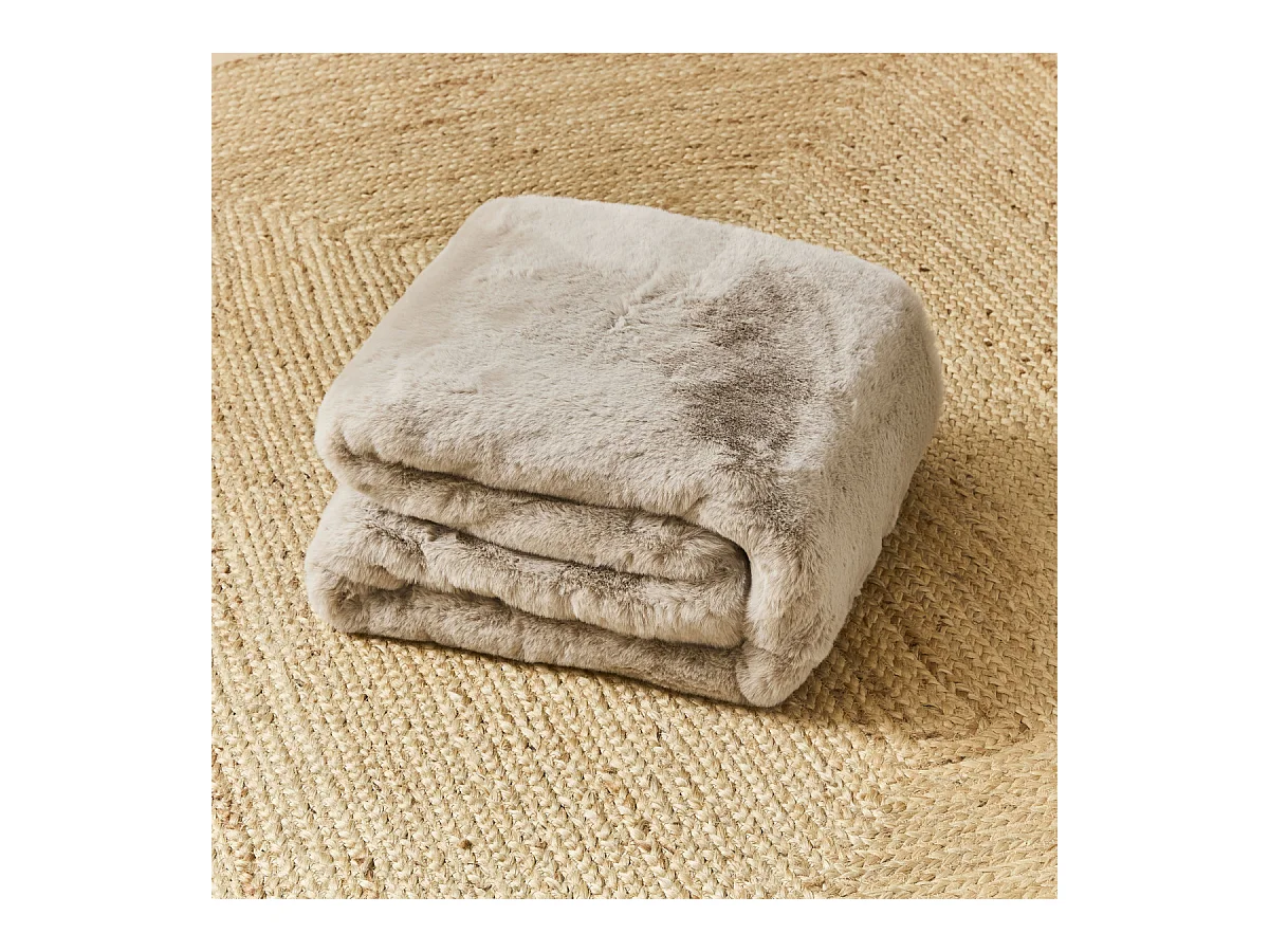 Plaid fausse fourrure 130x180 cm