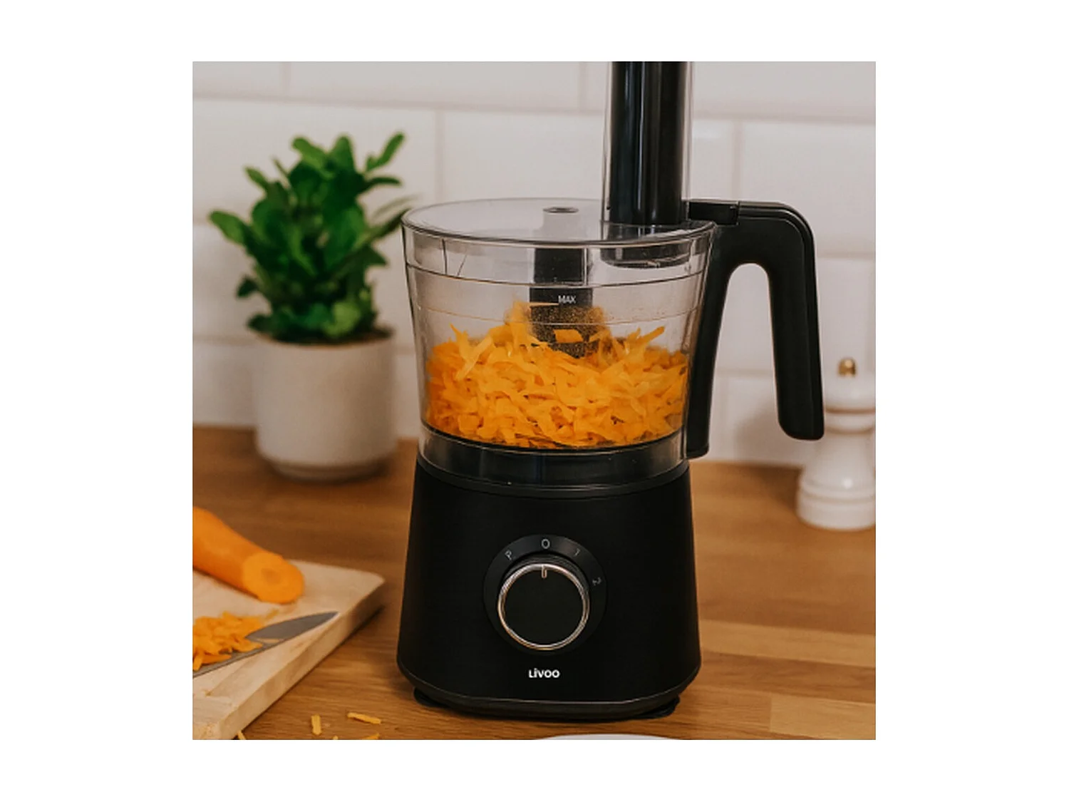 Livoo Robot multifonctions 1.5l 600w noir - DOP250N